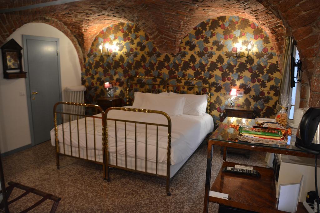 Ca' Monteggia Guest House Milano Phòng bức ảnh